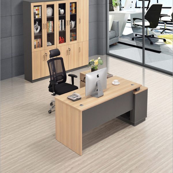 ban-giam-doc-chu-l-hien-dai (5)