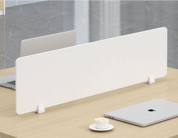 cum-ban-lam-viec-van-phong-4-nguoi-chan-sat-hien-dai1